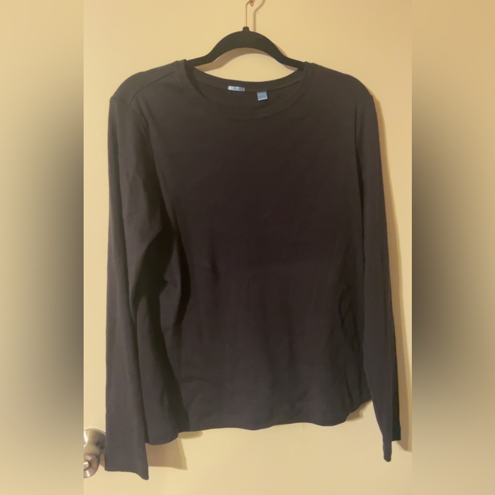 Izod Black Long Sleeve Crewneck Tee